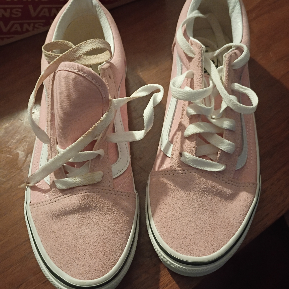 Vans Women's Pink Sneakers